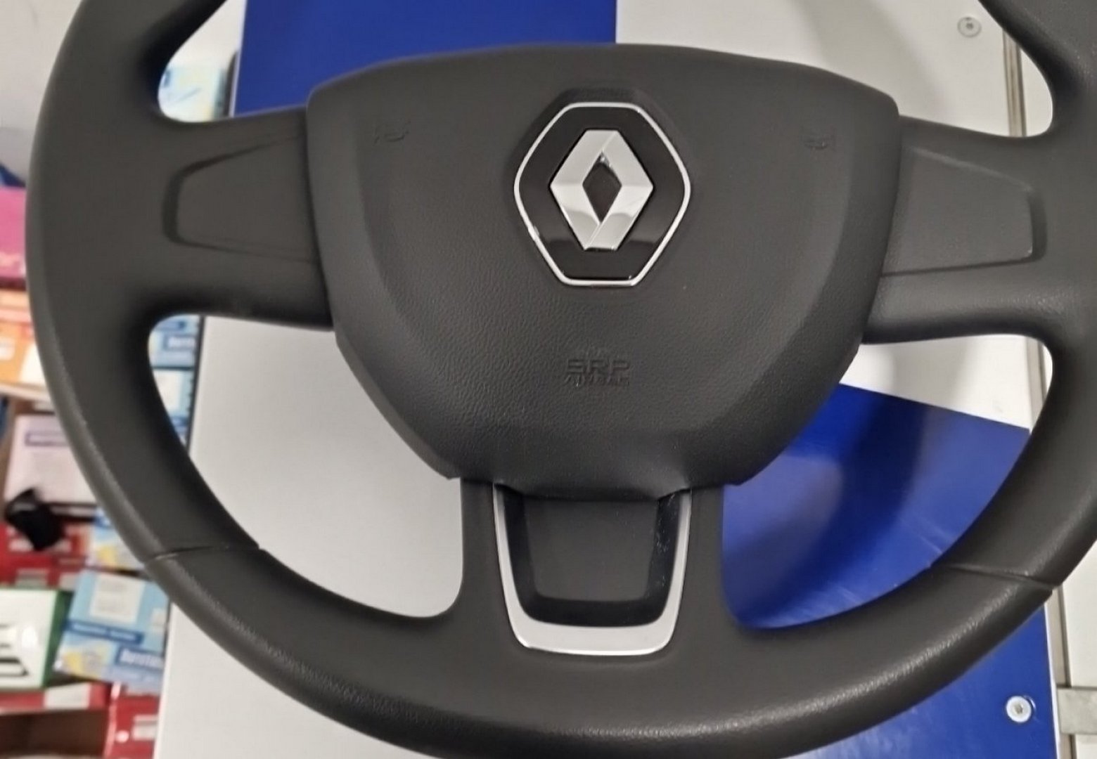 Foto von Renault Master 4 Lenkrad Airbag +komplett erzazt teilen karosserie teile  für VW Bus Ersatzteil