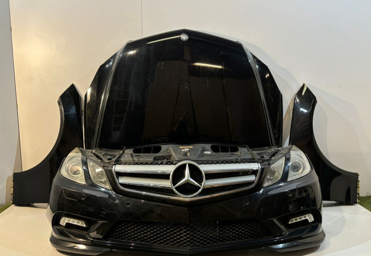 Mercedes-Benz E-Klasse W207 Coupe Frontpaket