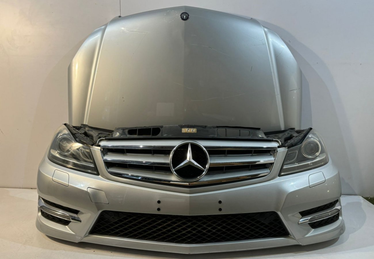 Mercedes-Benz C-Klasse W204 LCI AMG Frontpaket Komple