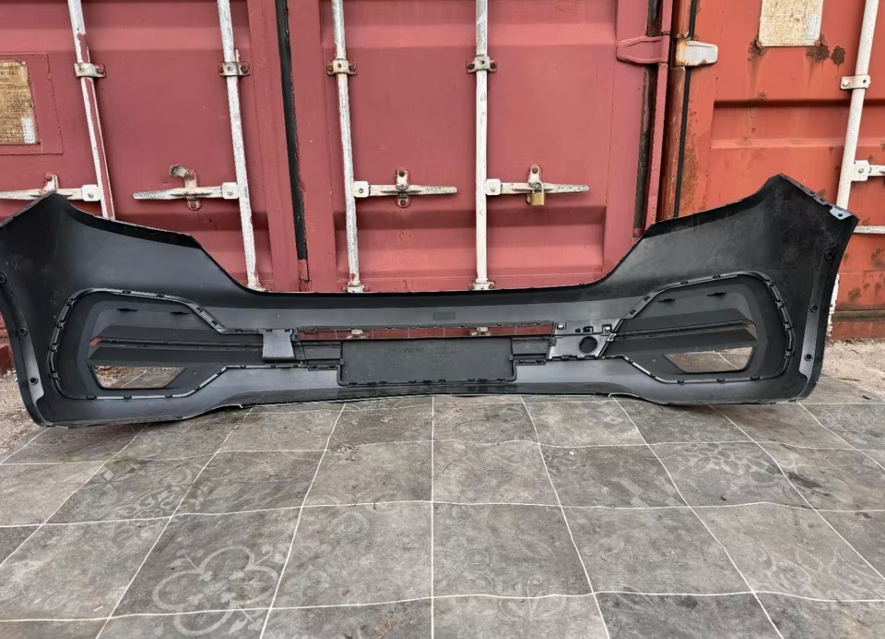 VW T6.1 Multivan Stoßstange Hochglanz LR7H – Original Stoßfänger vorne lackiert mit Gitter – Silber Indiumgrau