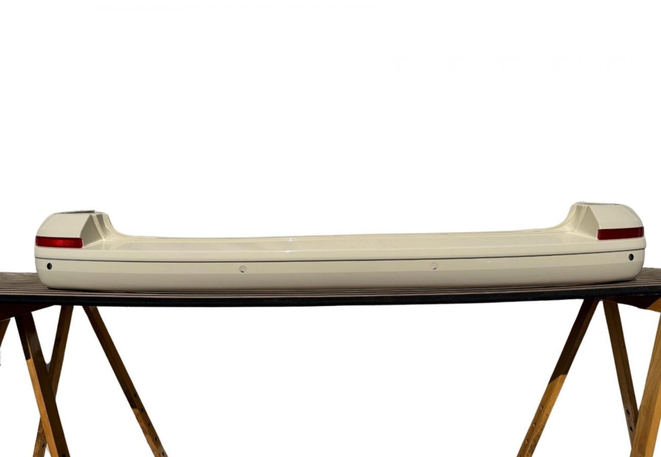 Foto von VW Bus T6 T6.1 Stoßstange Hinten LB9A Candyweiß Pcd Löcher mit sensor  für VW Bus Ersatzteil